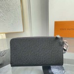 2026年7月19日入荷Louis VuittonM69409 Zippy Dragonne 19.0 x 11.0 x 3.5 cm高品質新作/誕生日プレゼント/XS工場