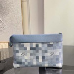 2026年7月19日入荷Louis VuittonP290M28846   POCHETTE VOYAGE SOUPLE   Pochette Voyage Souple  Damoflage  高品質新作/誕生日プレゼント/XS工場