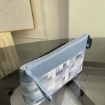 2026年7月19日入荷Louis VuittonP290M28846   POCHETTE VOYAGE SOUPLE   Pochette Voyage Souple  Damoflage  高品質新作/誕生日プレゼント/XS工場