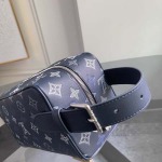 2026年7月19日入荷Louis VuittonP350M28835   LOCKER DOPP KIT   Locker Dopp Kit  Monogram  Monogram Shadow  高品質新作/誕生日プレゼント/XS工場