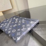 2026年7月19日入荷Louis VuittonP320 M28913Pochet to Go:30 x 21.5 x 1高品質新作/誕生日プレゼント/XS工場
