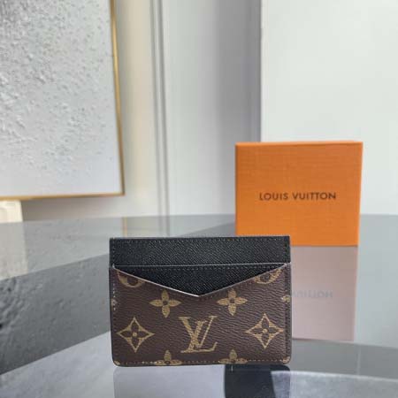 2026年7月19日入荷Louis VuittonM6016...