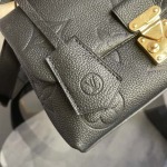 2026年7月19日入荷Louis VuittonM45978 Madeleine BB  Monogram Empreinte  Monogram  S-lock  Pochette Mtis  高品質新作/誕生日プレゼント/XS工場