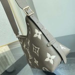 2026年7月19日入荷Louis VuittonM47180  CarryAll   Monogram Monogram  29.0 x 24. 高品質新作/誕生日プレゼント/XS工場