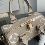 2026年7月19日入荷Louis VuittonM46575 Speedy Bandoulire 20  20 20.5 x 13.5 x 12.0  高品質新作/誕生日プレゼント/XS工場