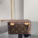 2026年7月19日入荷Louis VuittonM43690 43689 43688    Monogram  35.019.09.0  22.514.08.5   高品質新作/誕生日プレゼント/XS工場