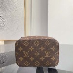 2026年7月19日入荷Louis VuittonM43690 43689 43688    Monogram  35.019.09.0  22.514.08.5   高品質新作/誕生日プレゼント/XS工場