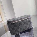 2026年7月19日入荷Louis VuittonM43690 43689 43688    Monogram  35.019.09.0  22.514.08.5   高品質新作/誕生日プレゼント/XS工場