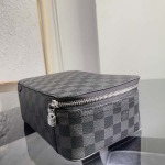 2026年7月19日入荷Louis VuittonM43690 43689 43688    Monogram  35.019.09.0  22.514.08.5   高品質新作/誕生日プレゼント/XS工場