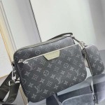 2026年7月19日入荷Louis VuittonM28628  Trio  Monogram Eclipse  2000   25 x 18.5 x 高品質新作/誕生日プレゼント/XS工場