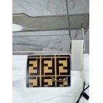 2026年7月22日春夏新作ファッション高品質Fendiジーパン luols工場