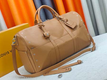 2026年8月8日入荷ヴィトンバッグM11767 KEEPALL 50KEEPALL Monogram. Rainbowsize 50/29/22 cm人気の新作/誕生日プレゼント/ZC工場