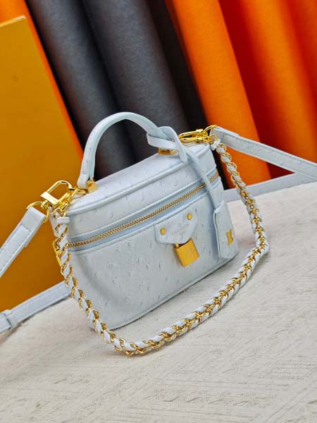 2026年8月8日入荷ヴィトンバッグ  M85911 M85806 M85820 M47125 Vanity Chain Pouch LV:19.0 x 11.5 x 6.5 CM人気の新作/誕生日プレゼント/ZC工場