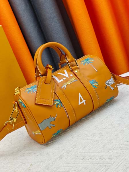 2026年8月8日入荷ヴィトンバッグ  M28600 M28957 M14026 M46271 M46687 M20900 KEEPALL BANDOULIRE 25  人気の新作/誕生日プレゼント/ZC工場