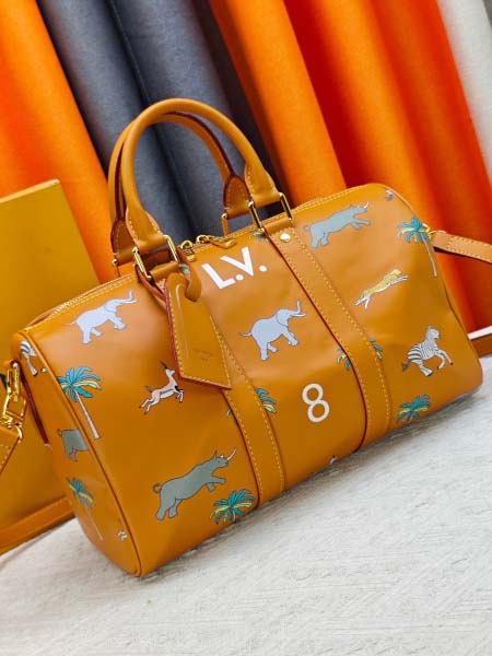 2026年8月8日入荷ヴィトンバッグ M27994 M25980 M46655 M22765 Keepall Bandoulire 35 Keepall LV Initials 35 x 21  人気の新作/誕生日プレゼント/ZC工場