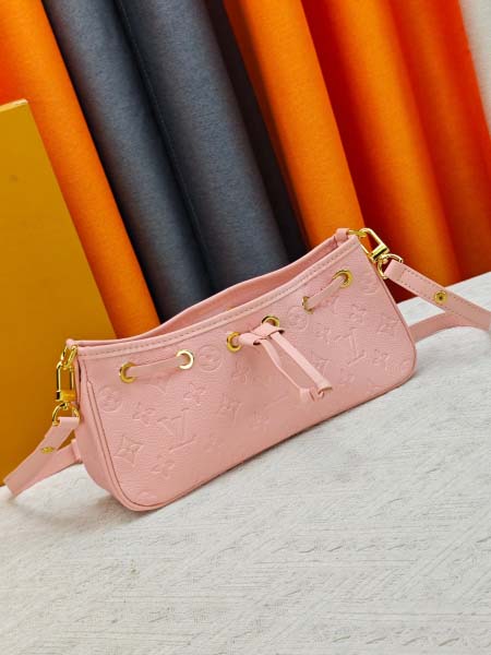 2026年8月8日入荷ヴィトンバッグM29537 Nano Frivole  No Monogram  VVN :24 x 13 x 8 (CM)人気の新作/誕生日プレゼント/ZC工場