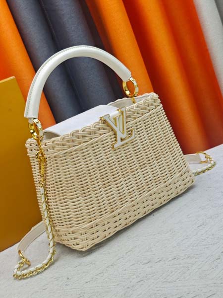 2026年8月8日入荷ヴィトンバッグM48865 M28549 M28548   Capucines BB Rattan  Monogram  LV   27 x 18 x 9 (CM)  人気の新作/誕生日プレゼント/ZC工場