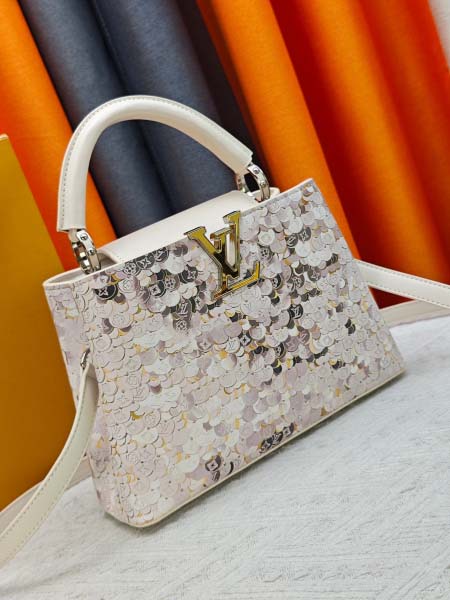 2026年8月8日入荷ヴィトンバッグM27323  []LV CapucinesEmpreinte+LVlogo+27 -18- 9人気の新作/誕生日プレゼント/ZC工場
