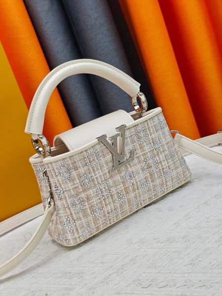 2026年8月8日入荷ヴィトンバッグM26347   LV Mirage  Capucines Nano  Exceptionals  Taurillon Monogram  LV 22x12x 8(CM)人気の新作/誕生日プレゼント/ZC