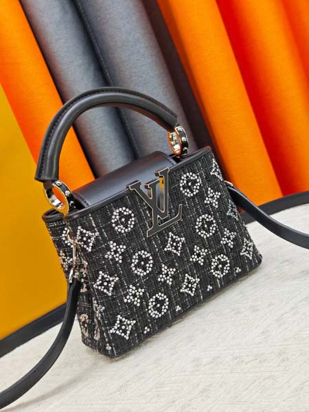 2026年8月8日入荷ヴィトンバッグM26346   LV Mirage  Capucines Nano  Exceptionals  Taurillon Monogram  LV 21x14x 8(CM)人気の新作/誕生日プレゼント/ZC