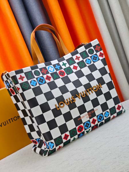 2026年8月8日入荷ヴィトンバッグM24457  Shopper  Louis Vuitton  Maison Fonde En 4 43x32x16cm人気の新作/誕生日プレゼント/ZC工場