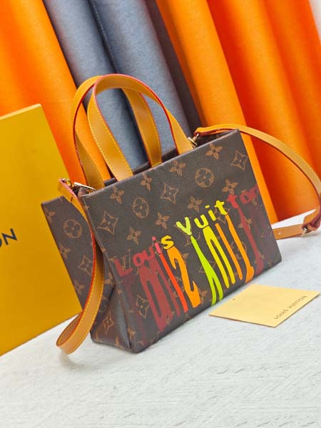 2026年8月8日入荷ヴィトンバッグM13940 PHARREL and NIGO collections Shopper  Louis Vuitton  Maison Fonde En 4   25x19x11  Musketon人気の新