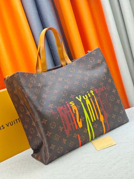 2026年8月8日入荷ヴィトンバッグM24457  Shopper  Louis Vuitton  Maison Fonde En 4 43x32x16cm人気の新作/誕生日プレゼント/ZC工場