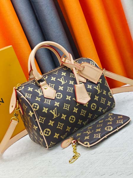 2026年8月8日入荷ヴィトンバッグ  M24426 M24424 M24422 M24433 M24425 Speedy  Bandoulire  30X21X17  25X15X15CM 人気の新作/誕生日プレゼント/ZC工場