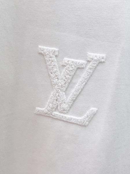 2026年8月18日入荷新作Louis Vuitton半袖 tシャツ高品質★ファッション/誕生日プレゼント/贈り物/DM工場