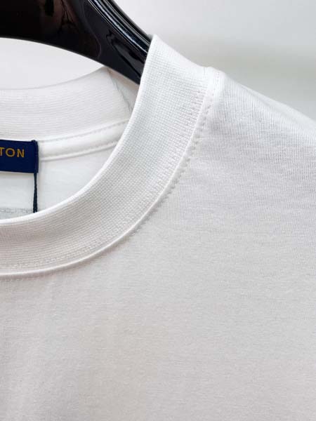 2026年8月18日入荷新作Louis Vuitton半袖 tシャツ高品質★ファッション/誕生日プレゼント/贈り物/DM工場