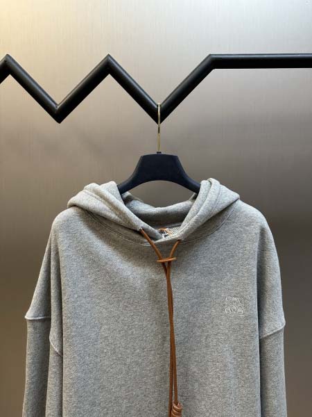 2026年8月26日秋冬新作Loeweスウェット高品質人気の商品/YGY工場