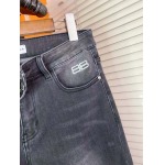2026年8月3日春夏新作ファッション高品質Balenciagaジーパン luols工場