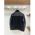2026年8月7日入荷秋冬新作Pradaジャケット高級品/LD工場