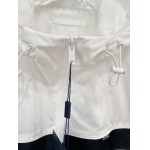 2026年8月7日入荷秋冬新作Pradaジャケット高級品/LD工場