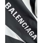 2026年8月7日入荷秋冬新作Balenciagaジャケット高級品/LD工場