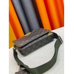 2026年8月8日入荷ヴィトンバッグM28628 M69443 M45320 M46602 M69827  Trio  Monogram Eclipse  0  25 x 18.5 x 7 (CM)人気の新作/誕生日プレゼント/ZC工場