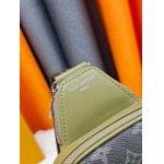 2026年8月8日入荷ヴィトンバッグM11703 M25891 M47137  M15078 M13963 M14953  Avenue  Monogram Eclipse 16 x 33 x 5.7CM 人気の新作/誕生日プレゼント/ZC
