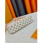 2026年8月8日入荷ヴィトンバッグM29537 Nano Frivole  No Monogram  VVN :24 x 13 x 8 (CM)人気の新作/誕生日プレゼント/ZC工場