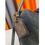 2026年8月8日入荷ヴィトンバッグM46205 M57857 GRACEFUL  monogram31  26.5  14.5cm人気の新作/誕生日プレゼント/ZC工場