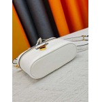 2026年8月8日入荷ヴィトンバッグ  M85911 M85806 M85820 M47125 Vanity Chain Pouch LV:19.0 x 11.5 x 6.5 CM人気の新作/誕生日プレゼント/ZC工場