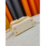 2026年8月8日入荷ヴィトンバッグM29497  Capucines MonogramDaydreamTaurillon  :21148cm人気の新作/誕生日プレゼント/ZC工場