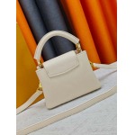2026年8月8日入荷ヴィトンバッグM29497  Capucines MonogramDaydreamTaurillon  :21148cm人気の新作/誕生日プレゼント/ZC工場