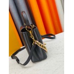 2026年8月8日入荷ヴィトンバッグM29499  CapucinesBB MonogramDaydreamTaurillon  :27189cm人気の新作/誕生日プレゼント/ZC工場