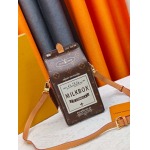 2026年8月8日入荷ヴィトンバッグM29326  Milk  Monogram :12 x 22 x 10 (CM)人気の新作/誕生日プレゼント/ZC工場