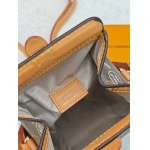 2026年8月8日入荷ヴィトンバッグM29326  Milk  Monogram :12 x 22 x 10 (CM)人気の新作/誕生日プレゼント/ZC工場
