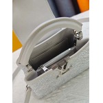 2026年8月8日入荷ヴィトンバッグM27168   LV Mirage  Capucines Nano  Exceptionals  Taurillon Monogram  LV 21x 14x 8(CM)人気の新作/誕生日プレゼント/Z