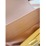 2026年8月8日入荷ヴィトンバッグM27168   LV Mirage  Capucines Nano  Exceptionals  Taurillon Monogram  LV 21x 14x 8(CM)人気の新作/誕生日プレゼント/Z