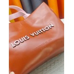 2026年8月8日入荷ヴィトンバッグM13940PHARREL and NIGO collections Shopper  Louis Vuitton  Maison Fonde En 4   25x19x11  Musketon人気の新作