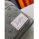 2026年8月8日入荷ヴィトンバッグM22534 M46683 M23127Montsouris   Monogram 32*40*19cm人気の新作/誕生日プレゼント/ZC工場