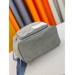 2026年8月8日入荷ヴィトンバッグM22534 M46683 M23127Montsouris   Monogram 32*40*19cm人気の新作/誕生日プレゼント/ZC工場
